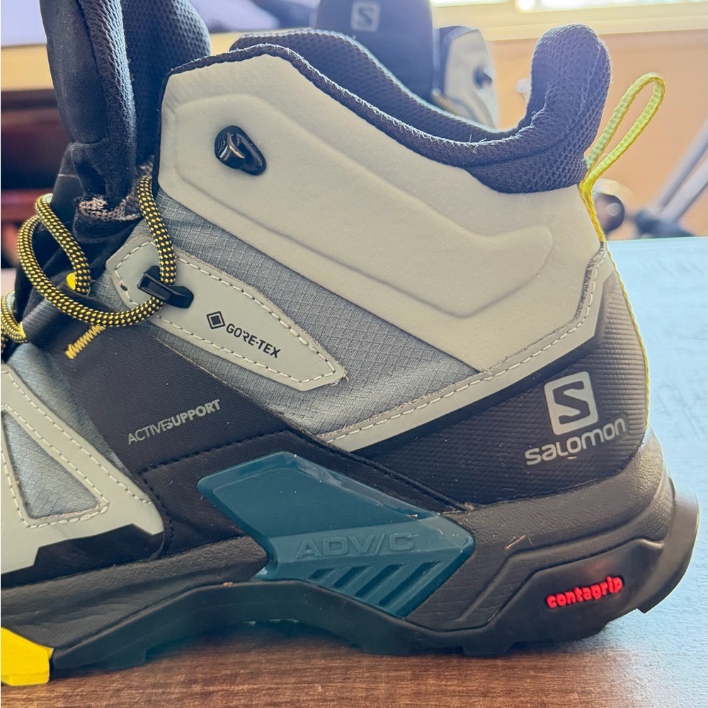 Salomon X Ultra 4 Mid GTX Hiking Boots - Picture 7 of 9